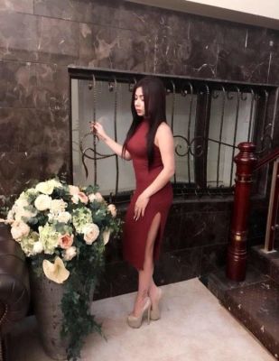 Карина — секс за деньги в Симферополе от 3000 руб. в час, закажите онлайн